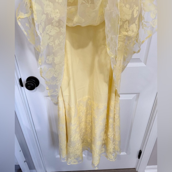 Lulus Yellow Coquette Tie-Strap Bustier Lace Sweetheart Neckline Midi XL Dress - Picture 5 of 10